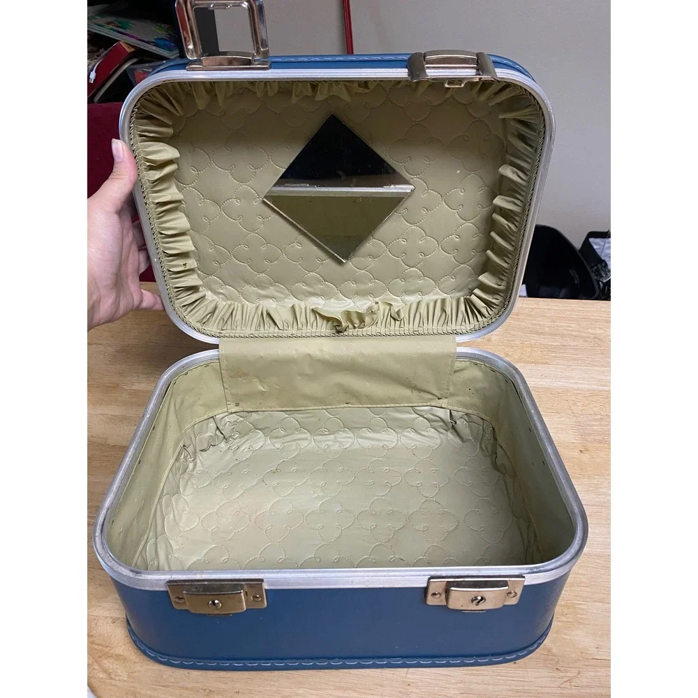 Vintage Blue Train Case Cosmetic Makeup Vanity Box Travel Luggage with Mirror